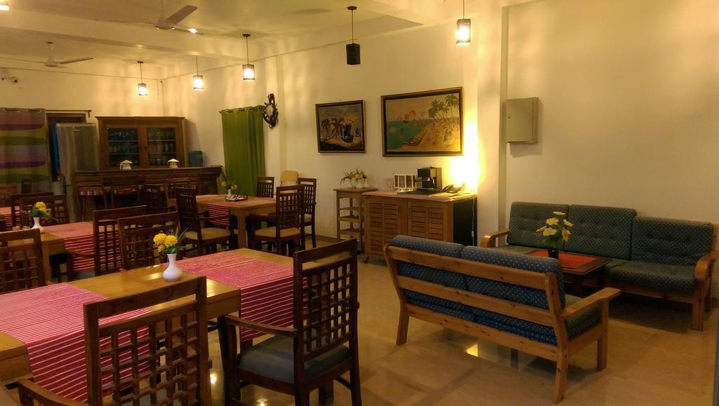 Ronny Cottage Negombo Exterior foto