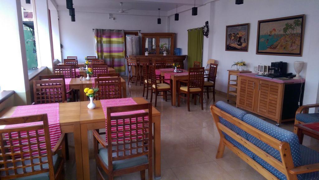 Ronny Cottage Negombo Exterior foto